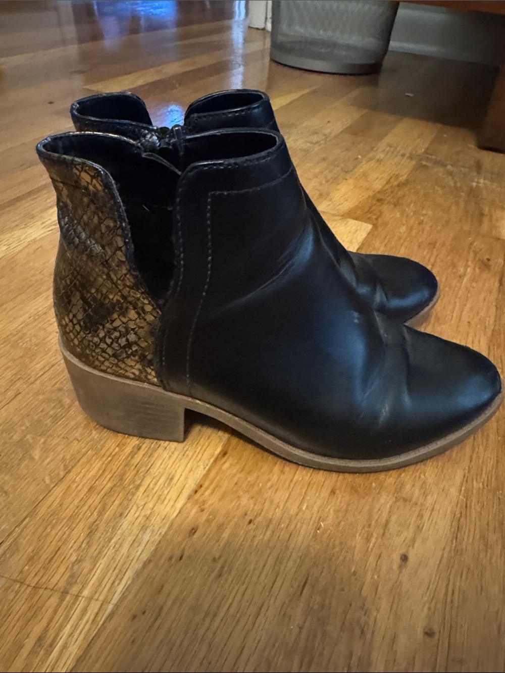 Steve Madden Black Leather Ankle Boots with Brown Snake-Print Heel